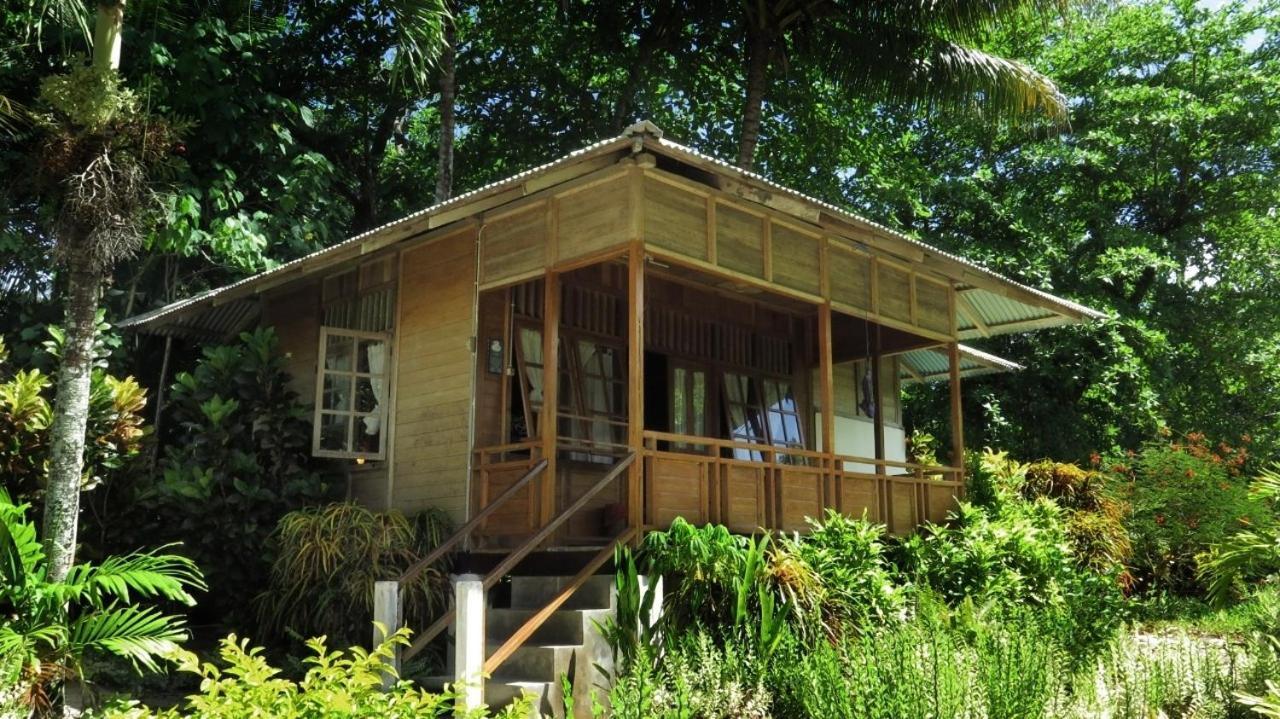 Two Fish Resort บูนาแกน ภายนอก รูปภาพ