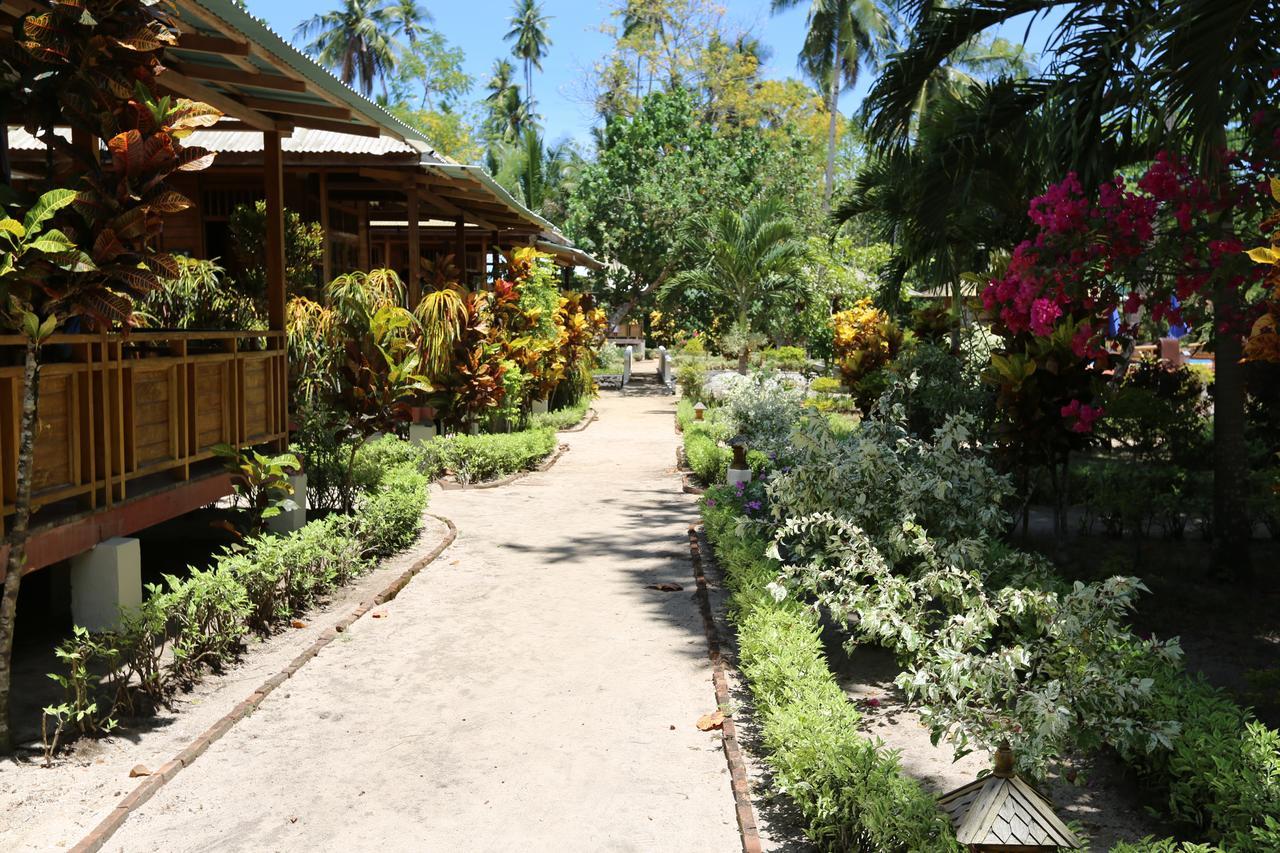 Two Fish Resort บูนาแกน ภายนอก รูปภาพ